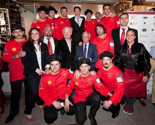 A por la copa con “la Roja de la cocina”