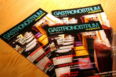 Gastronostrum presenta su edición en papel couché