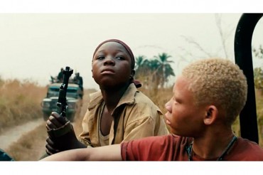 Rebelde (War Witch), film de Kim Nguyen que muestra el envilecimiento de la infancia, las niñas soldado