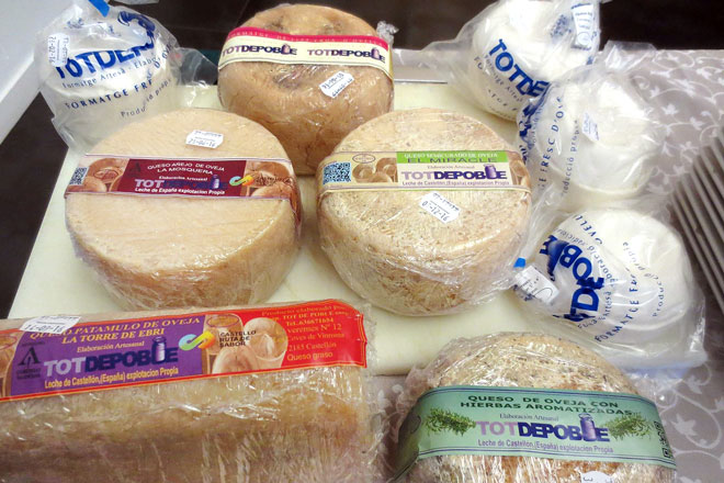 Los quesos artesanales de leche de oveja de ‘Tot de Poble’