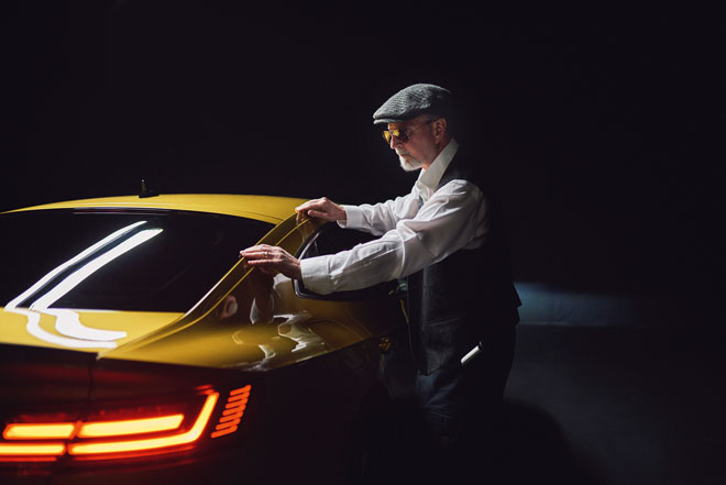 El fotógrafo ciego Pete Eckert presenta el nuevo Volkswagen Arteon