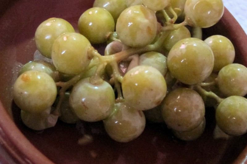 Agraz, las uvas verdes que alegran un plato