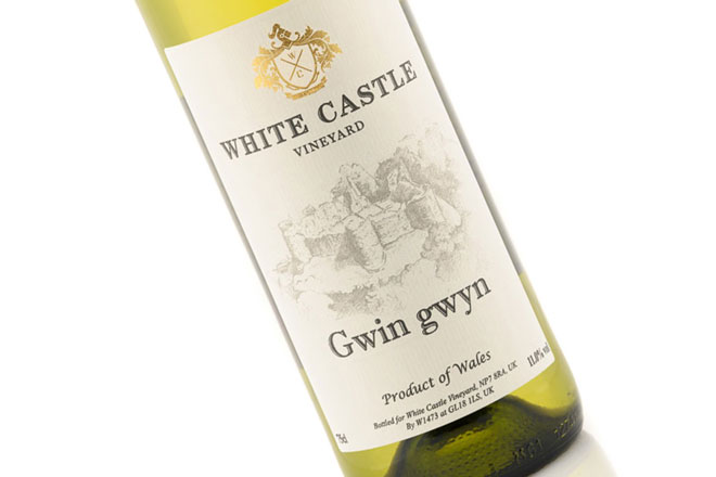 White Castle Vineyard elabora vinos blancos a partir de variedades de clima frío